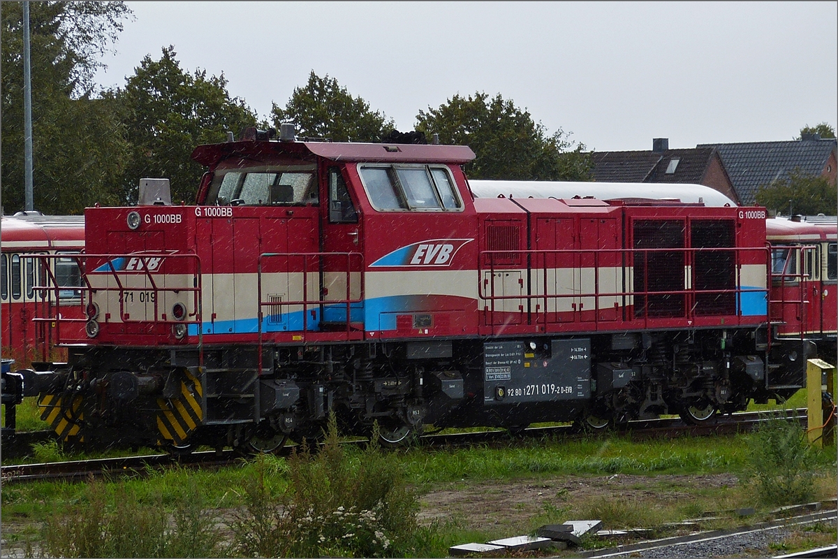 Vossloh G 1000 BB Diesellok; 92 80 1271 019-2 D EVB; Bj 2005; Bau Nr. 5001565;Bauart B‘B‘-dh; Spurweite 1435 mm; aufgenommen in der Abstellung von Bremervörde vom Bahnsteig aus. 17.09.2019 