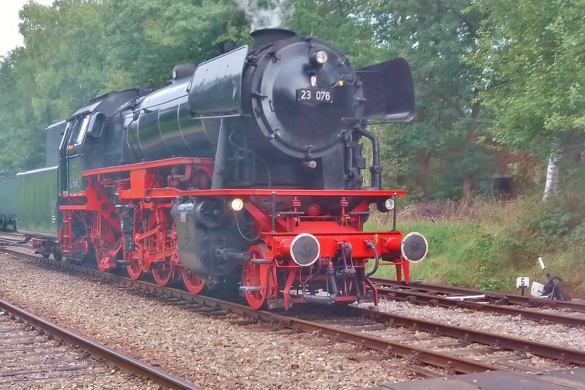 VSM 23 076 lauft am 2 September 2018 in Loenen um.