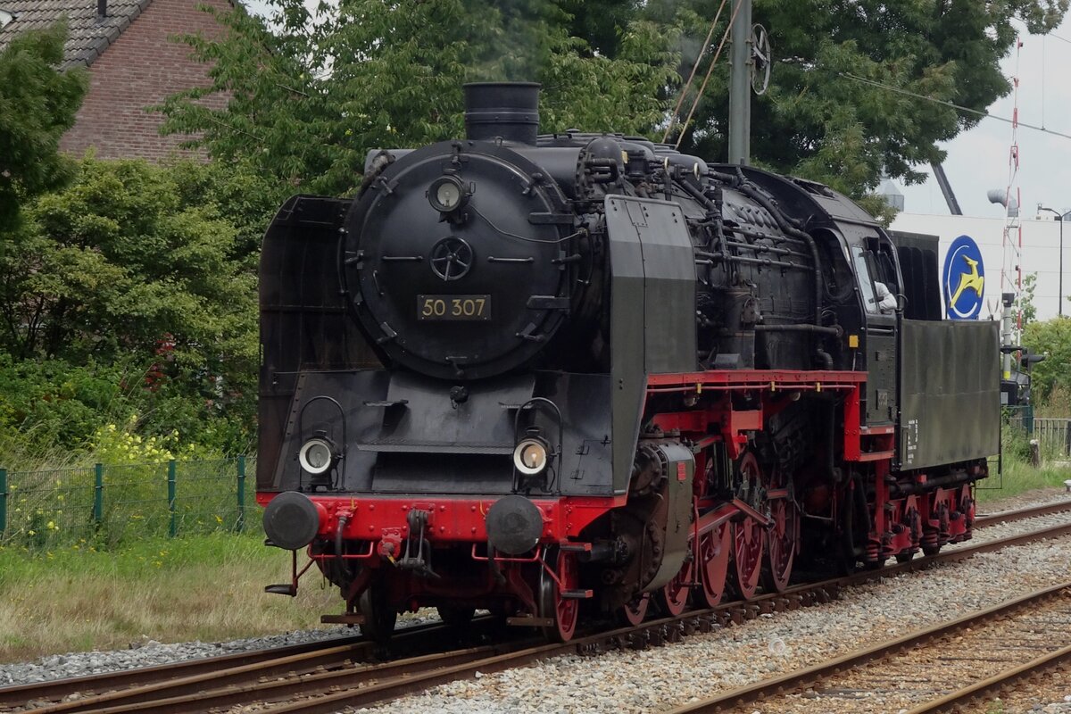 VSM 50 307 lauft am Mittag von 298 Juli 2023 um in Dieren.