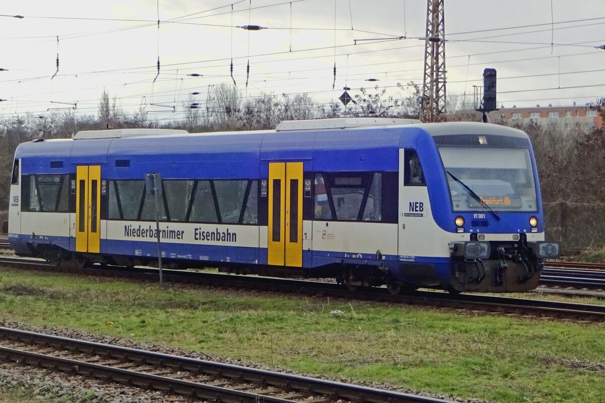 VT 001 der Niederbarnimer Eisenbahn treft am 25 Februar 2020 in Frankfurt-am-Oder ein.