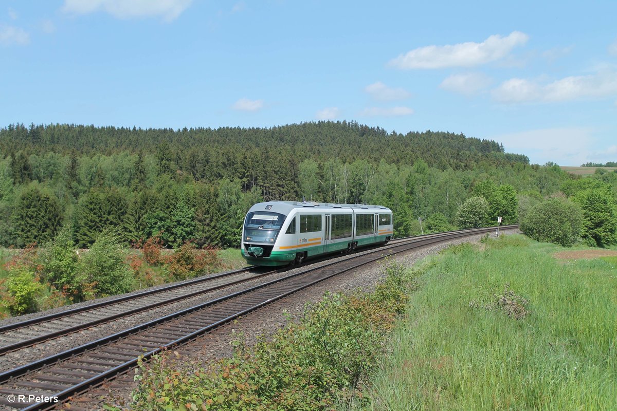 VT18 als OPB79718 Marktredwitz - Regensburg bei Lengenfeld. 26.05.16