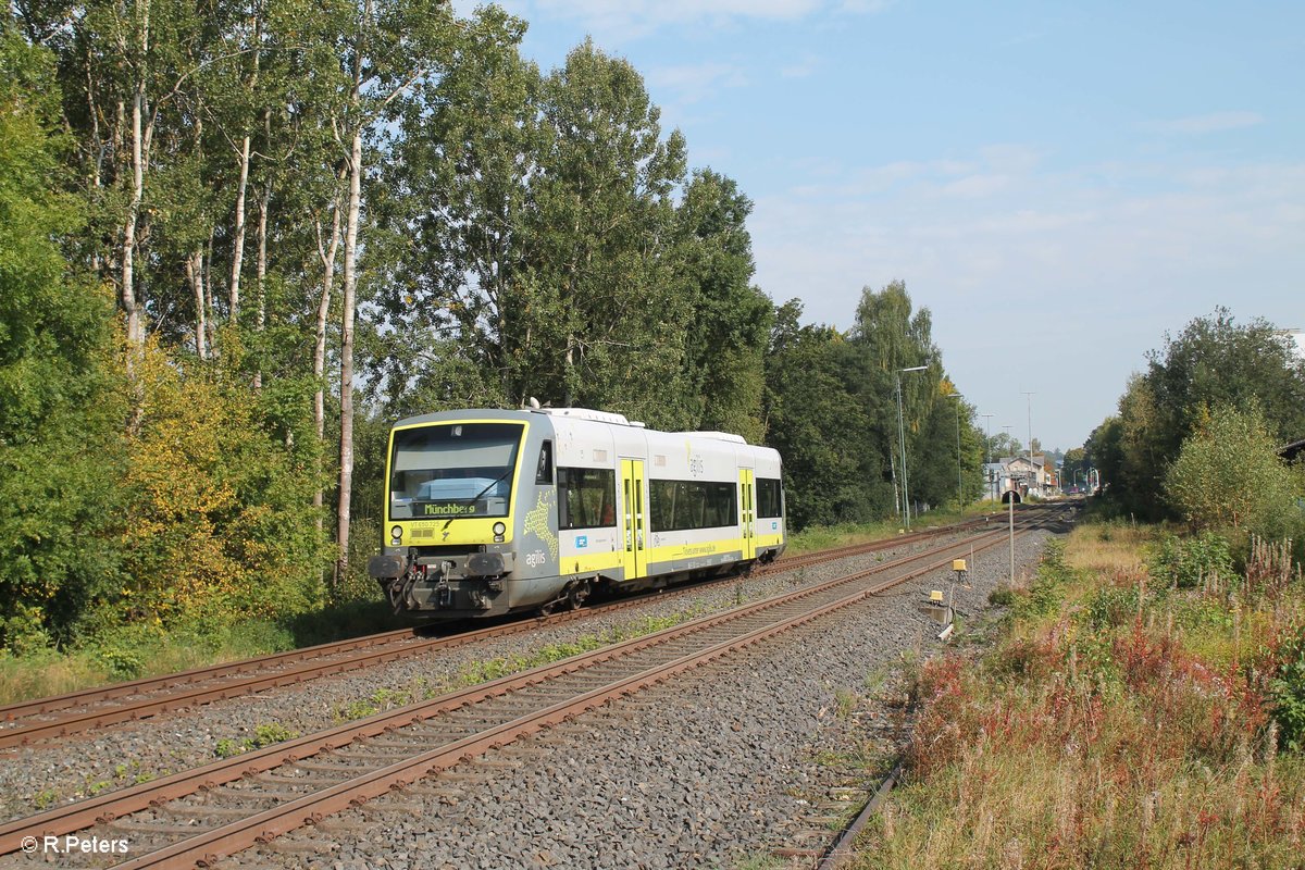 VT650.725 verlässt Schwarzenbach/Saale als ag84380 Hof - Münchberg. 23.09.17