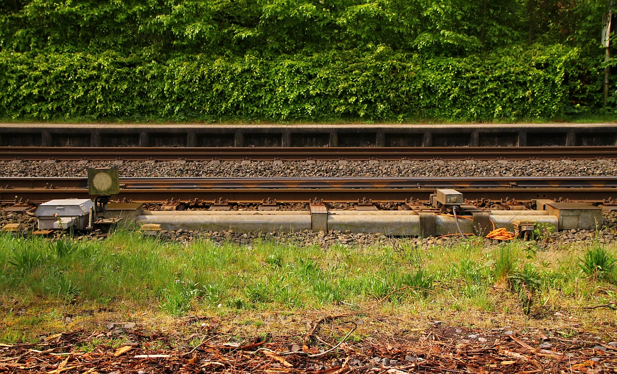 Weichenantrieb der einzigen Weiche(703) im Bhf Jübek. 07.05.2014