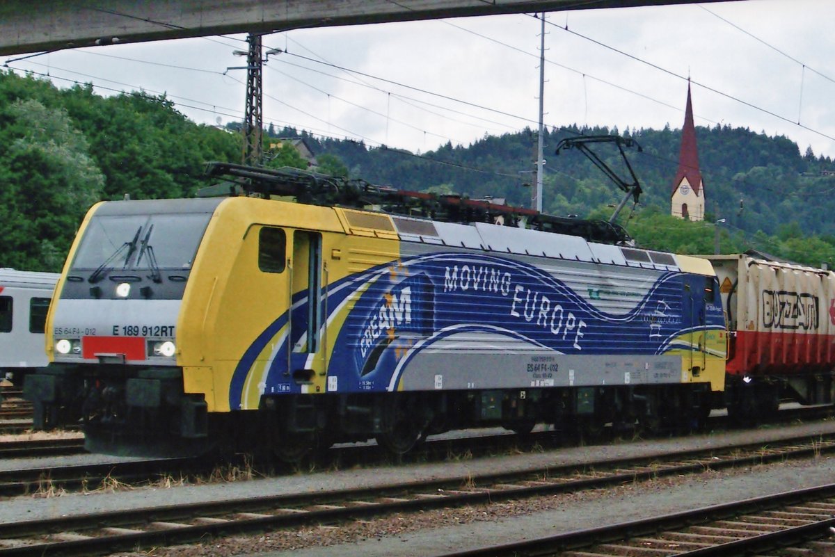 Werbelok 189 912 steht am 19Mai 2010 in Kufstein. 