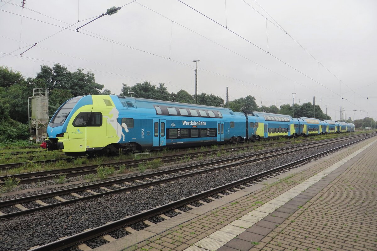 Westfalenbahn/EuroBahn ET6-07 steht am 29 Augustus 2021 in Minden (Westfalen). 