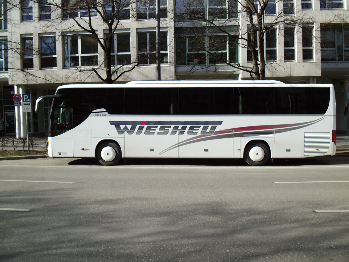 Wiesheu, Oberappersdorf - Setra S 415 GT-HD am 20. Februar 2014 in Mnchen (Aufnahme: Martin Beyer)