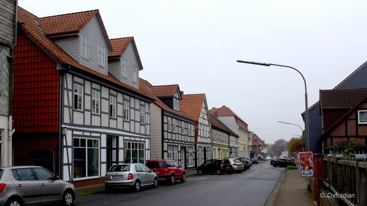 Wittingen, Junkerstraße mit Fachwerkhäusern.