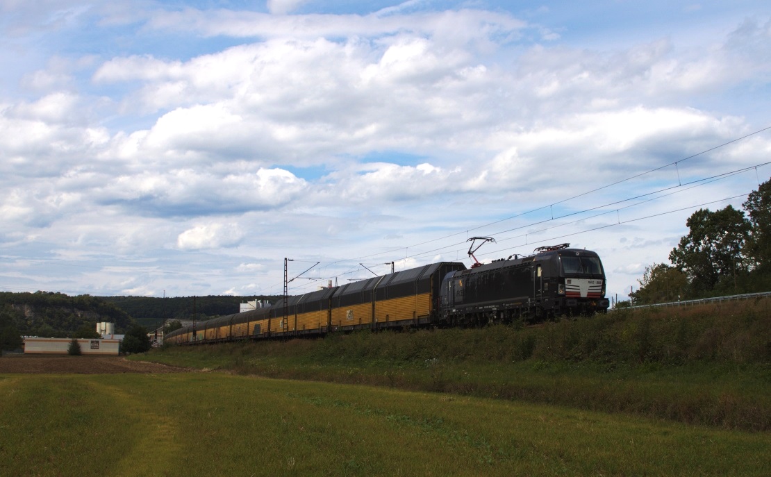 Wolkenlotto verloren....X 4 E-858 am 22.08.14 in Karlstadt (Main)