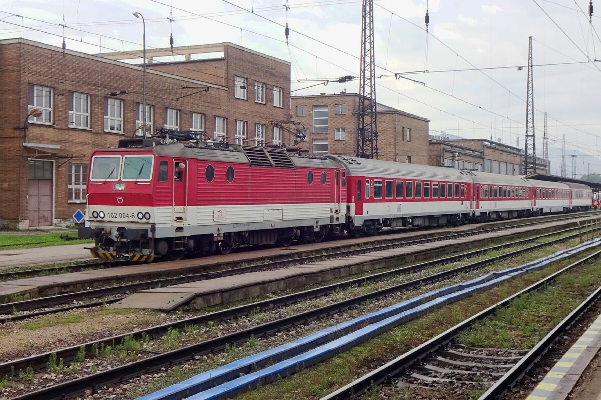 ZSSK 162 004 steht am 26 Augustus 2021 in Zilina.