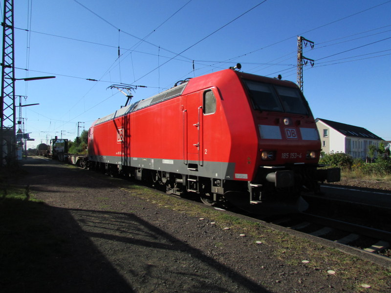 Zug 51363 durchf�hrt den Bahnhof Weiterstadt am 05.Sept.2013