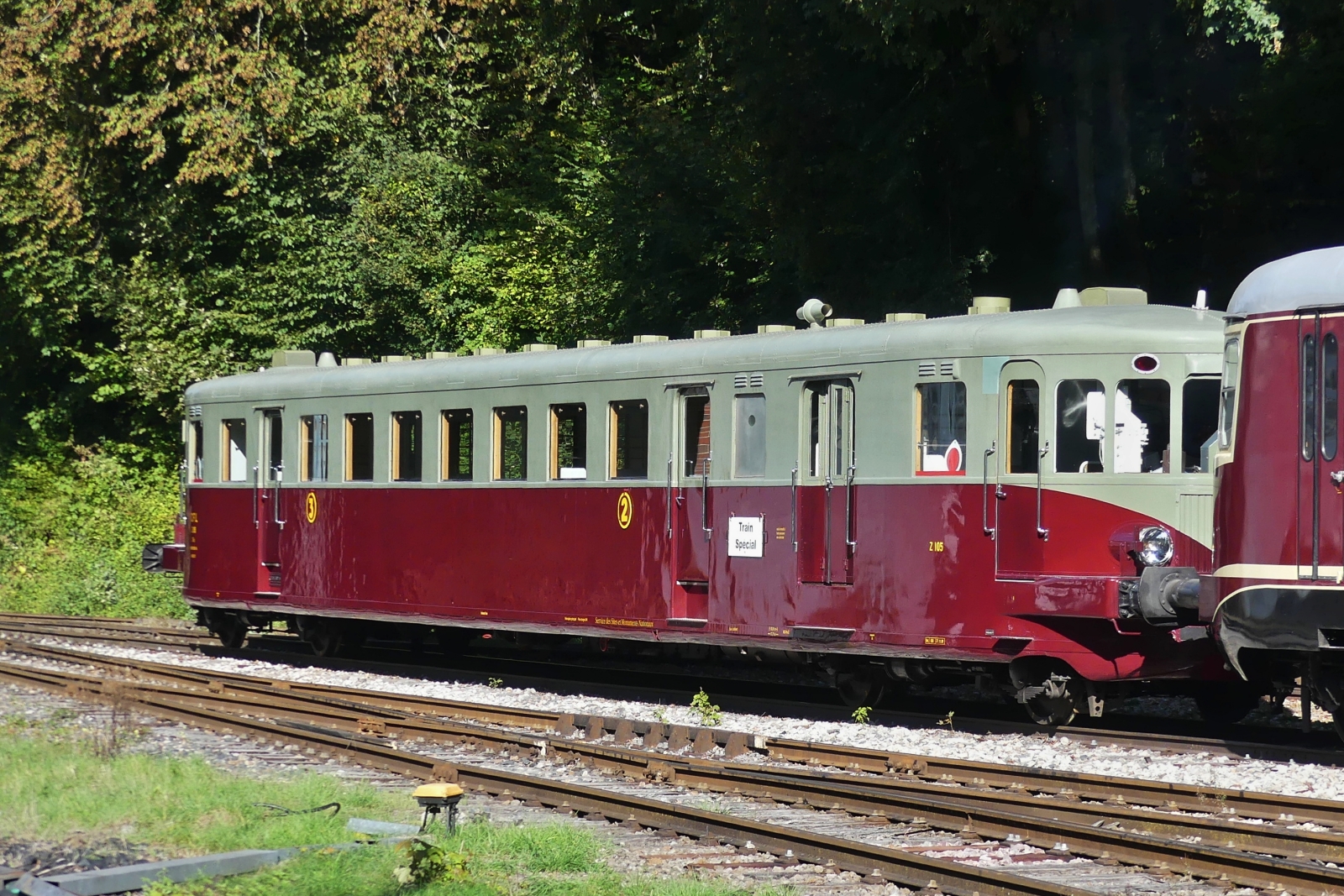 01.10.2023 Dieseltag im Fond de Gras. Triebzug Z 105steht in der Abstellung des Fond de Gras.