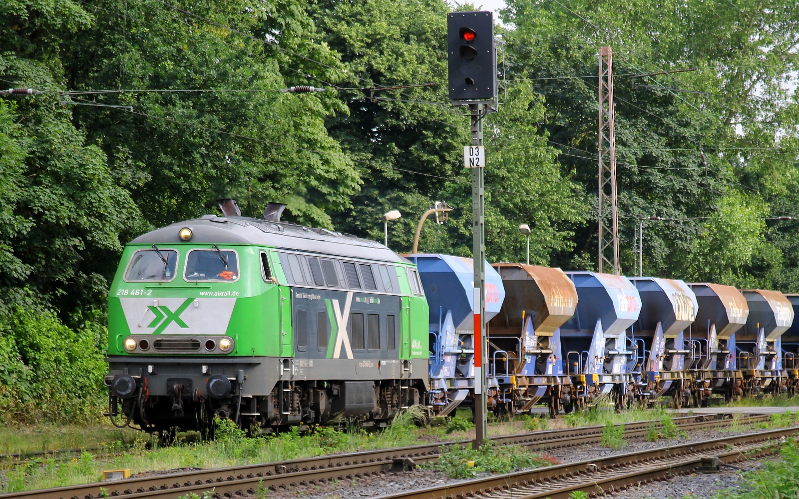 AIXRail 218 461-2 mit RailPro Schüttgutwagenzug Ratingen-Lintorf 05.06.2024