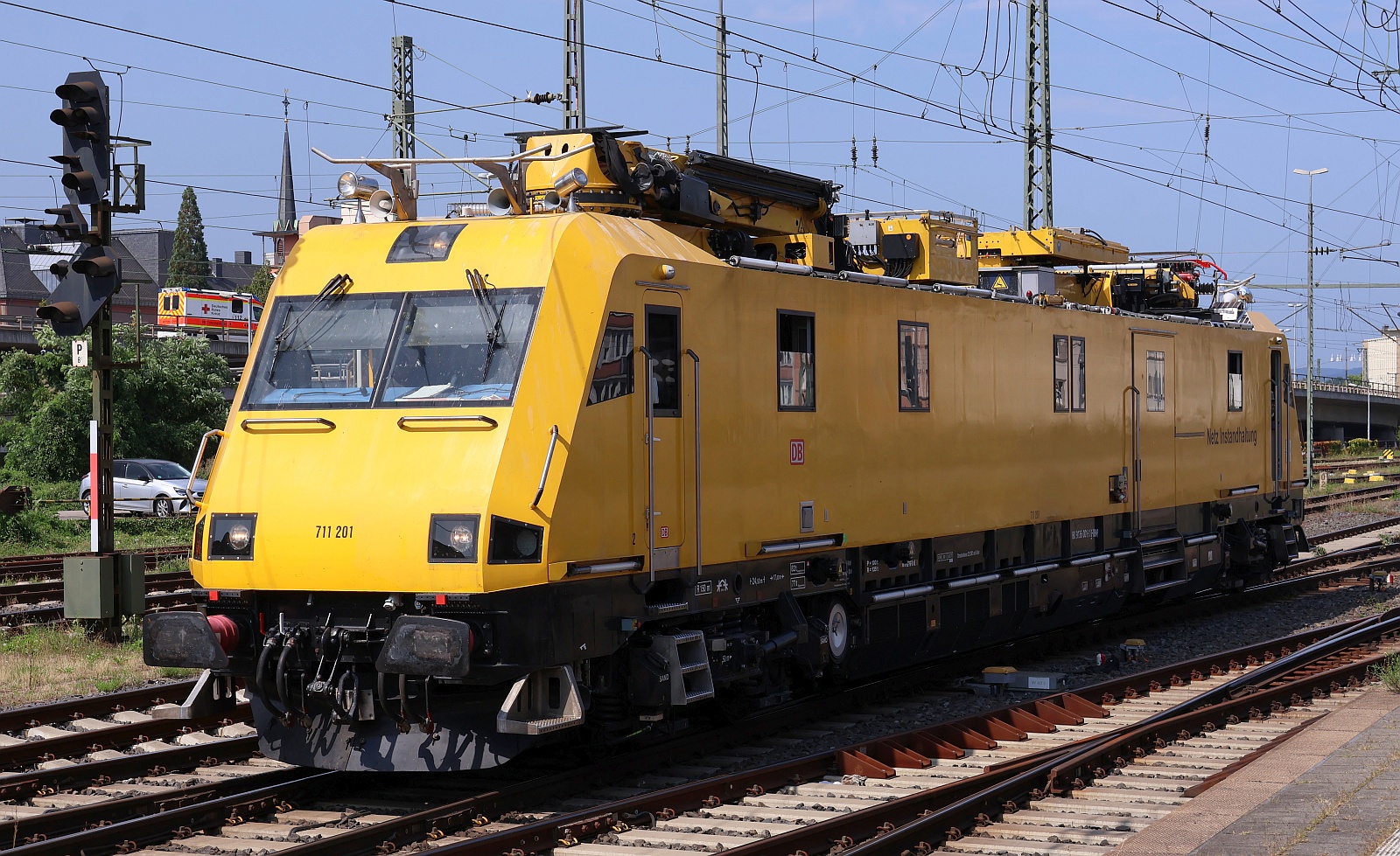 DB Netzinstandhaltung/Maschinenpool 711.201 (Robel 57.44-0001, Bj 2009) oder 99 80 9136 001-1 DBMP, REV/BGD1/14.12.2017. Koblenz Hbf 12.08.2025 DB Netzinstandhaltung/Maschinenpool 711.201 (Robel 57.44-0001, Bj 2009) oder 99 80 9136 001-1 DBMP, REV/BGD1/14.12.2017. Koblenz Hbf 12.08.2025
