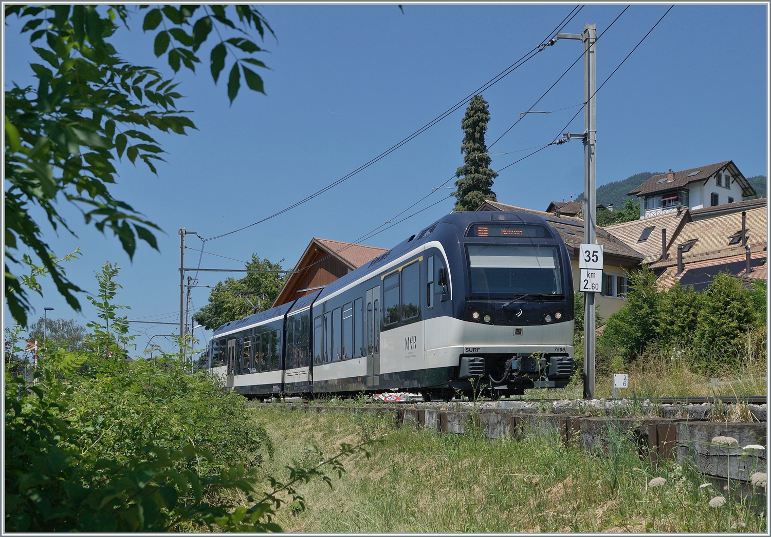 Der CEV MVR ABeh 2/6 ist bei Planchamp auf dem Weg nach Montreux. 

24. Juni 2023