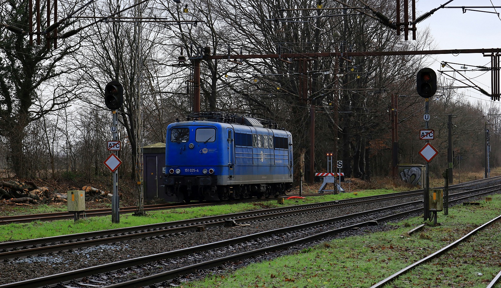 EGP 151 025-4 Südabstellung Pattburg Gbf 15.12.2023 (1600)