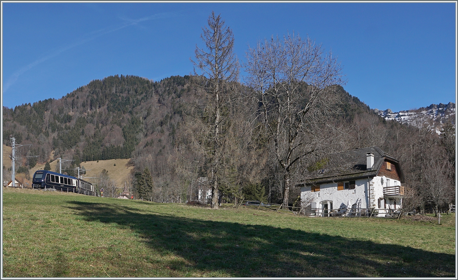 GoldenPass Express Impressionen bei Les Avants. 

28. Januar 2024