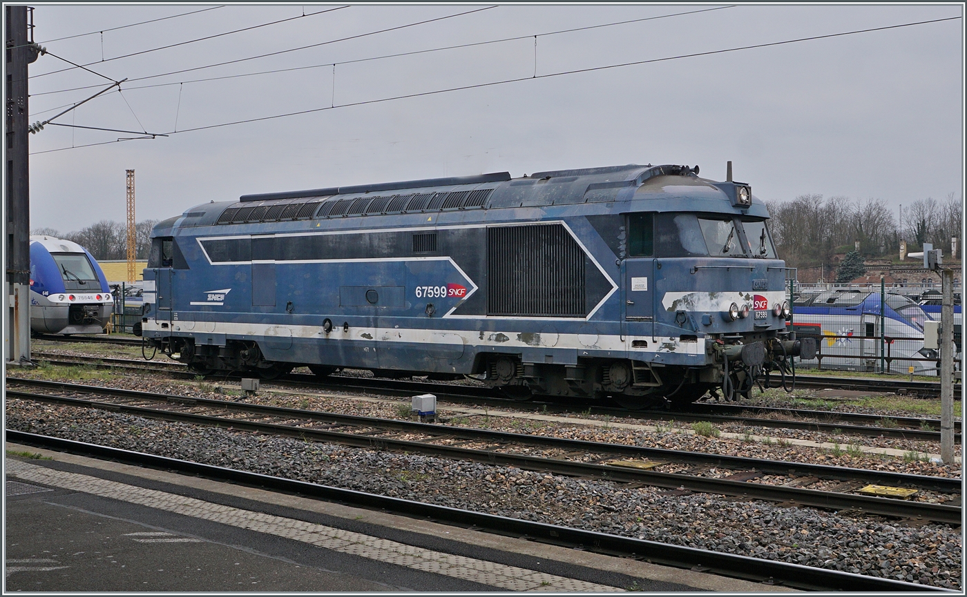 Jedes Bild könnte das letzte sein; deshalb nochmals die SNCF BB 67591 in Strasbourg.

12. März 2024