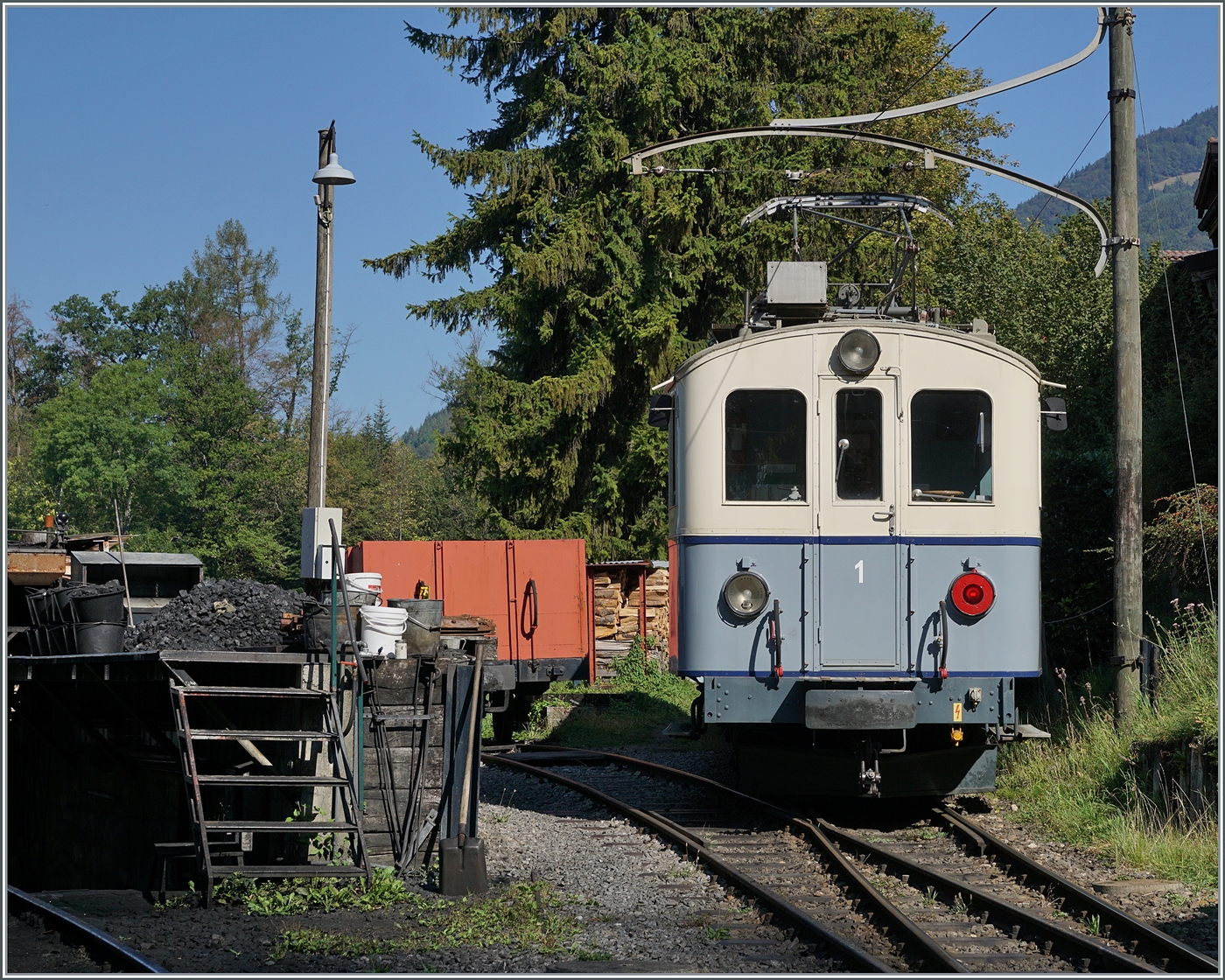  Le Chablais en fête  bei der Blonay Chamby Bahn. Der 1913 gebaute und 1940 umgebaute BCFe 4/4 N° 1 der ASD als Gast bei der Blonay-Chamby Bahn erreicht Chaulin.

9. September 2023 