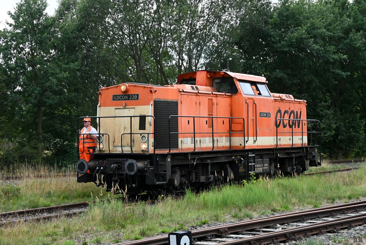 LOCON 220/203 614-3 beim umsetzen im bf glinde14.09.22