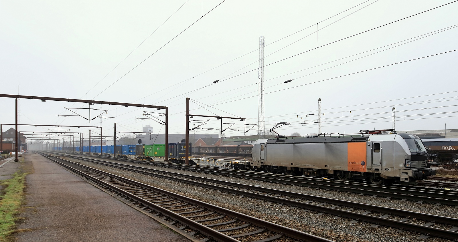 NorthRail 193 922-2 mit einem Multibox-Bulk am Haken Einfahrt Padborg/DK Gbf. 25.02.2026 