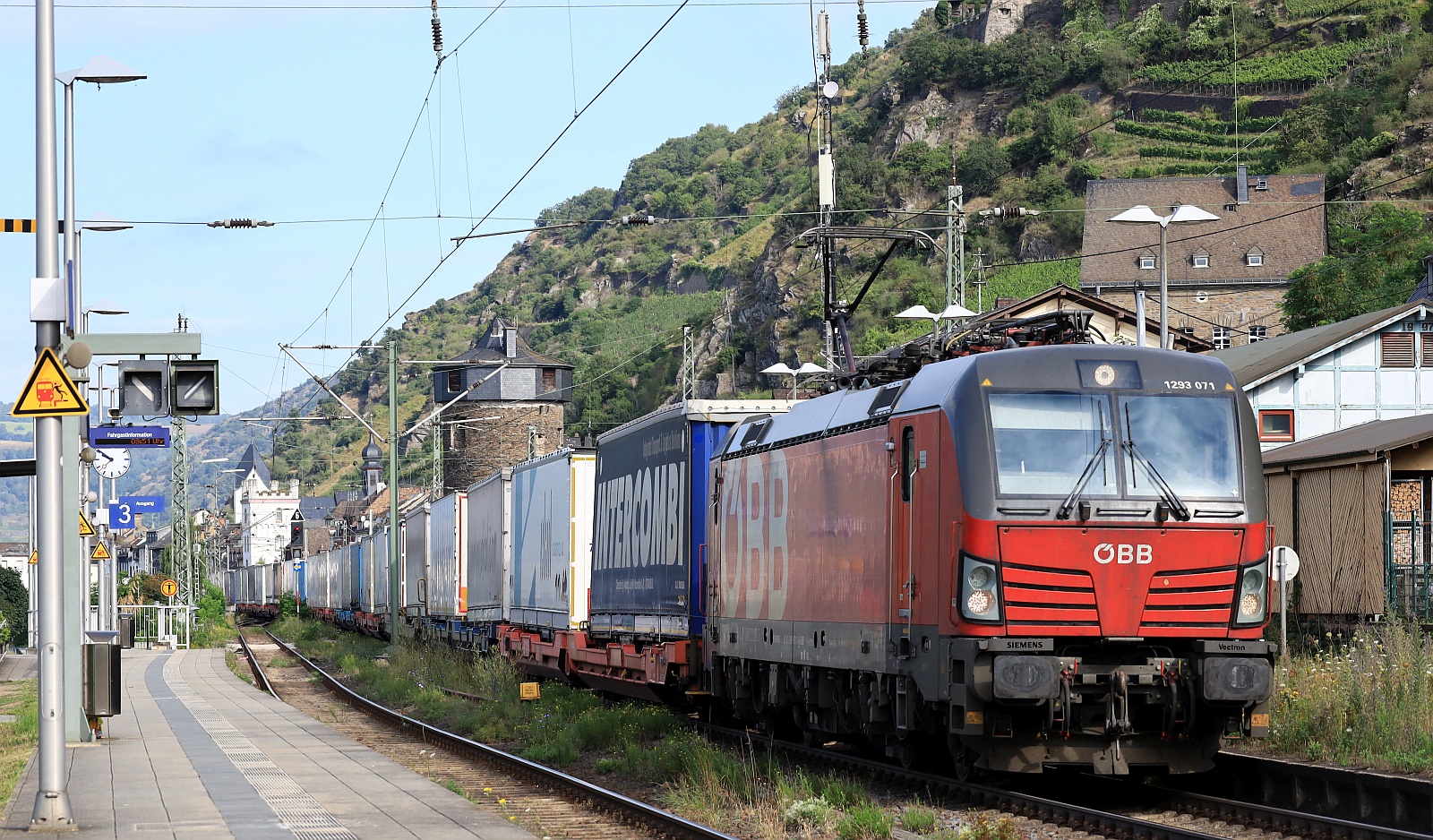 ÖBB 1293 071-7 REV/MMAL/09.04.20 mit dem EKOL-KLV aufgenommen in Kaub. 08.08.2024