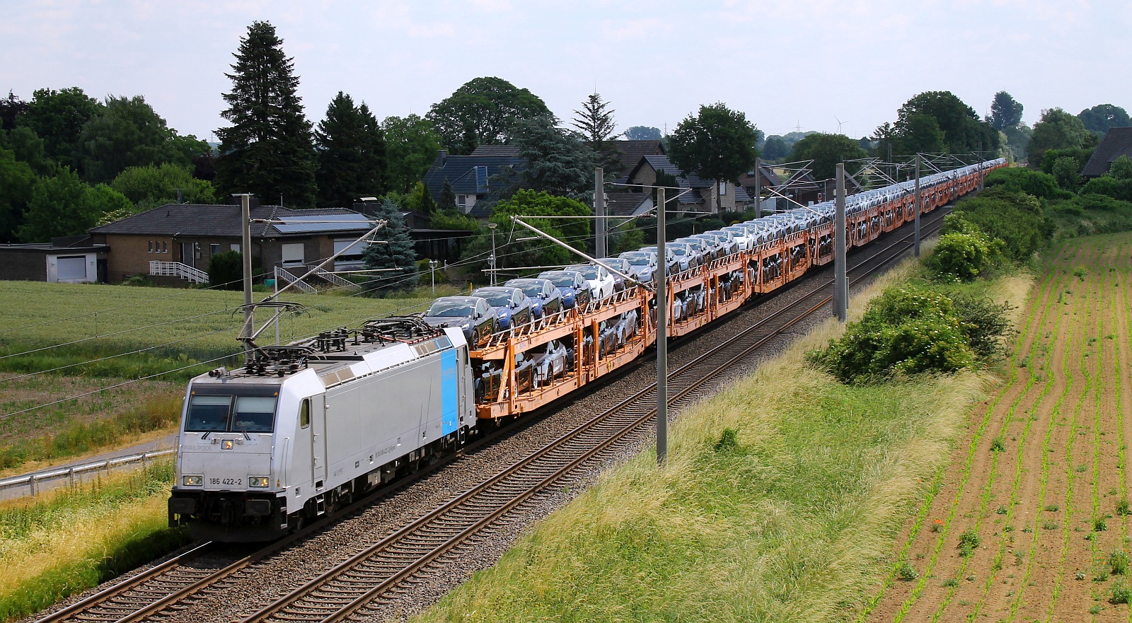 Railpool 186 422-2 mit Autotransportzug Praest (bei Emmerich) 15.06.2023