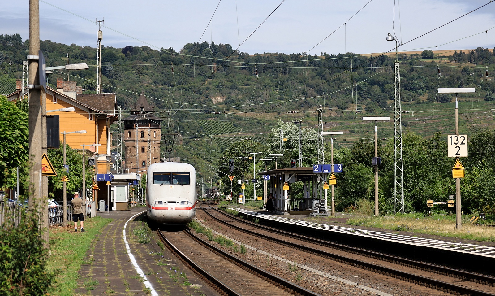 Seltener Gast....ein ICE 1 bei der Durchfahrt in Oberwesel festgehalten. 09.08.2024