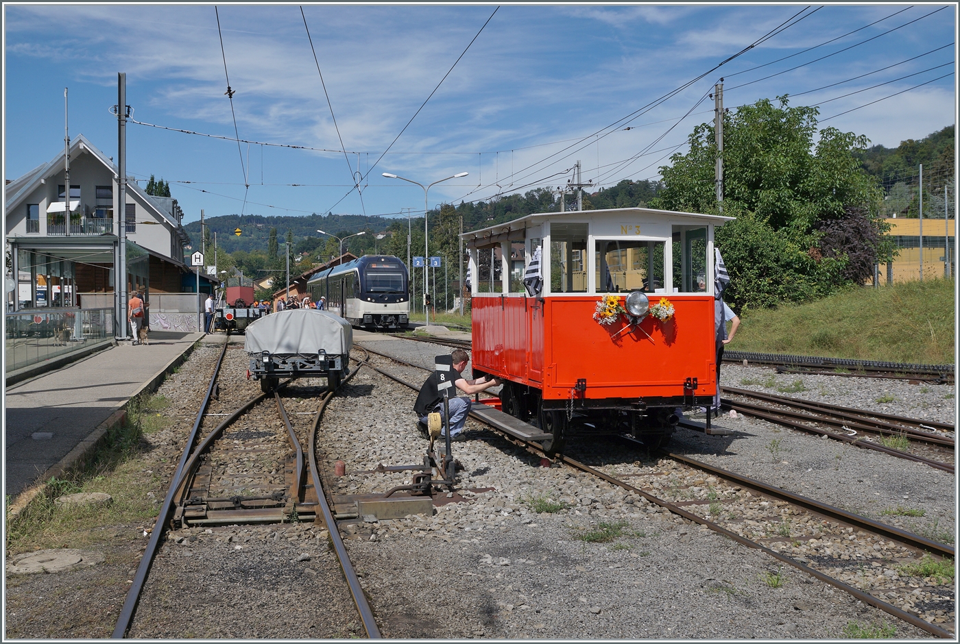St�ck f�r St�ck der Drehscheibe werden beim Dm 2/2 N� 3 beim  Biniou  wieder verstaut.

7. September 2024