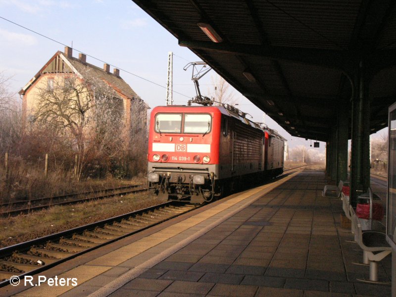 114 039 berfhrt 112 109 nach Cottbus, Eisenhttenstadt 22.12.07