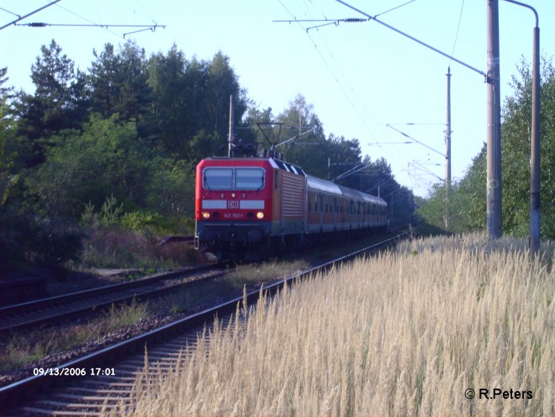 143 193-1 zieht beim ex HP Vogelsang ein RB11 Cottbus. 13.09.06