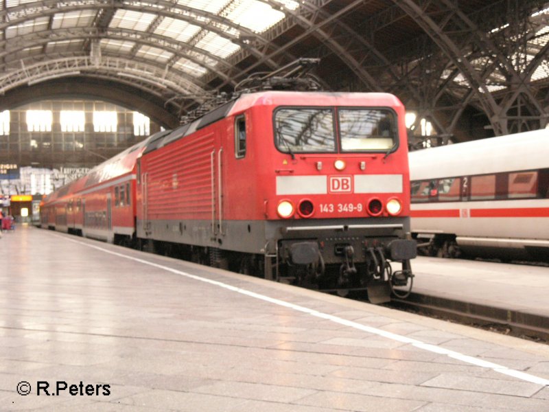 143 349-9 steht in leipzig HBF mit einer RB bereit. 02.02.08