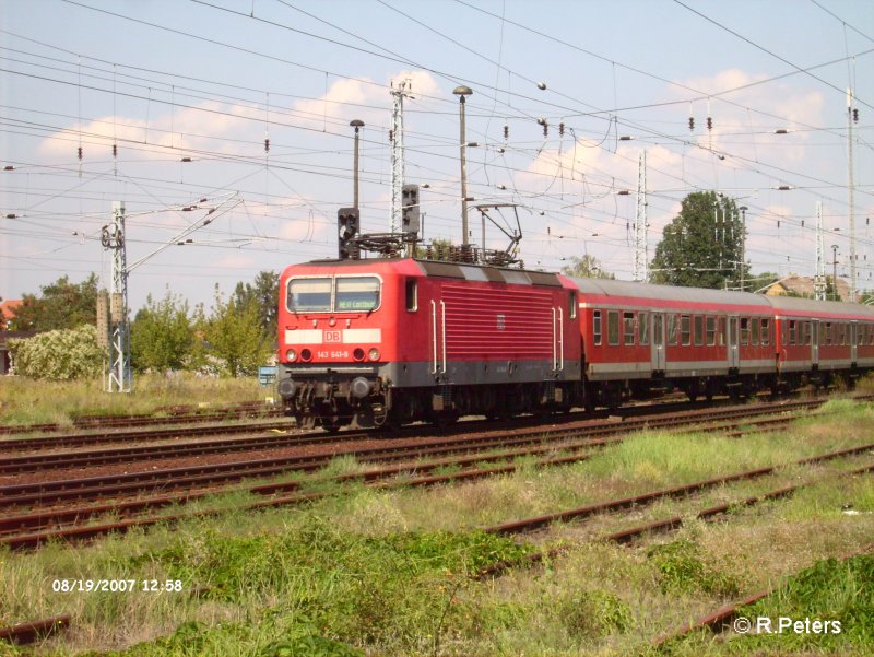 143 641-9 verlsst Eisenhttenstadt mit der RB11 Cottbuis. 19.08.07