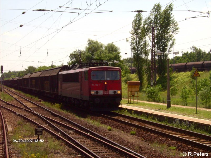 155 102-7 durchfhrt Ziltendorf mit ein Gemischten Gterzug. 20.06.07