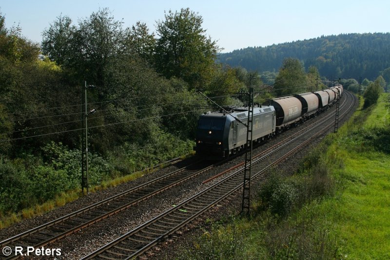 185 545-1 zieht einen Getreidezug nach Bottrop bei Lohhof. 21.09.07