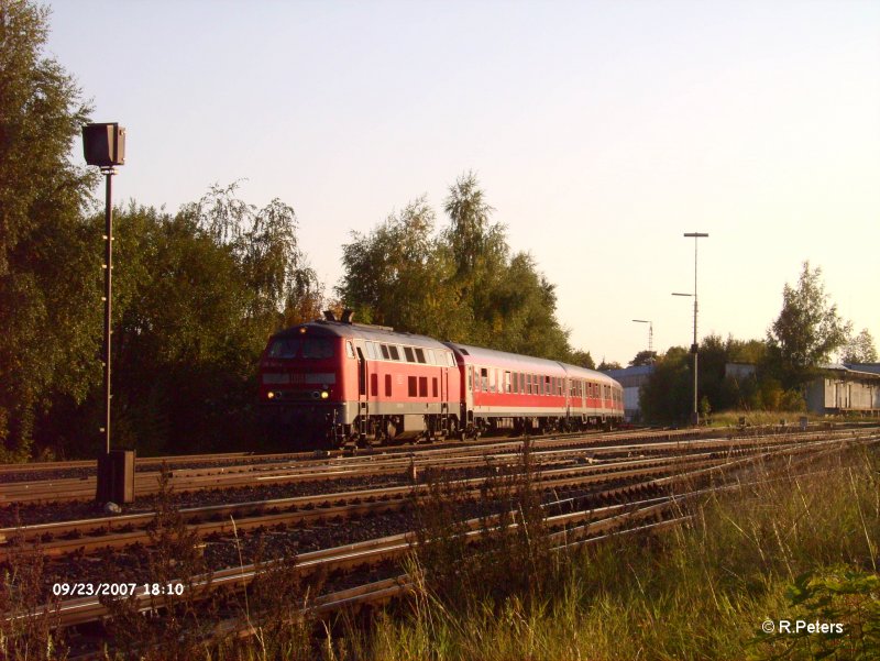 218 341-4 fhrt am 23.09.07 mit ein RE in Marktredwitz ein. 