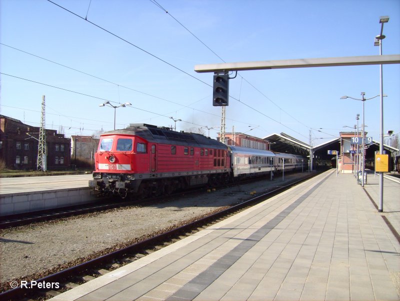 232 190-9 verlsst Frankfurt/Oder mit ein EC (Berlin-Warzawa-Express). 12.03.07