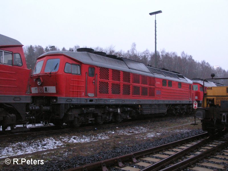 233 511-5 is Lok NR 2 in der Schlange.