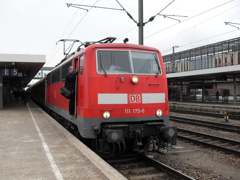 Lokf�hrer wechsel im Hbf Regensburg in der RB