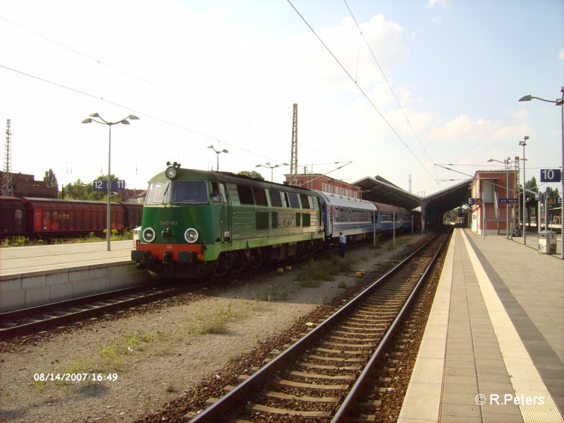 SU45-183 setzt sich an D449 nach Moskau in Frankfurt/Oder. 14.08.07