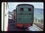 Die in der Schweiz gebauten Lokomotiven der die Snowdon Mountain Railway / Rheilffordd yr Wyddfa - Lok 8: Diese neuste Dampflok (SLM 1923) mit ihren charakteristischen, tief heruntergezogenen Wasserkästen wurde 1992 ausgemustert und zerlegt. Sie soll nicht wieder aufgebaut werden. Die Lok trug den Namen Eryri, die Bezeichnung für die Gebirgskette, zu der Snowdon gehört. (Die Aussprache ist etwa  Eröri , mit Betonung auf dem E). 21.Juli 1974  