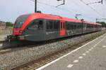 Am 7 Augustus 2025 durchfahrt R-NET 6357 Blerick f�r Fristen -in BLerick steht der STadler Unterhaltungshalle f�r Stadler Triebz�ge die in die Niederlande registriert sind.