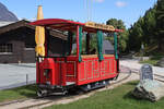 Das Riffelalp-Tram, Wagen Nr. 1, in der Schleife vor dem Hotel. 18.September 2024 