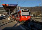 Der CJ Be 4/4 652 wartet mit dem ABt 712 in Glovelier als R36 auf die Abfahrt nach La Chaux de Fonds. Nun sollen im Laufe des Jahres die relativ neuen Triebwagen zur MOB gelangen, da sie mit den 'Alpina' Triebwagen ziemlich baugleich sind und bei der ...