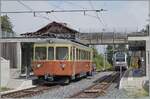 Der BLM Be 4/4 N° 31 'LISI' erreicht auf der Fahrt von Mürren nach Grütschalp den Bahnhof Winteregg, wo der Gegenzug in Form eines neune Be 4/6 bereits eintrifft. 
Der Mischbetrieb mit den Be 4/4  und den neuen Be 4/6 dauerte leider n ...