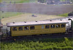 150 Jahre Emmentalbahn auf der angrenzenden 'Bern-Luzern-Bahn'.

Aus einem anderen Blickwinkel der Wagen Bi 523 'Sennhütte'. Tägertschi, Mai 2025.