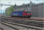 Solo fährt die SBB Re 6/6 11609 (Re 620 009-19) 'Uzwil' durch den Bahnhof von Lausanne. 

2. Mai 2025