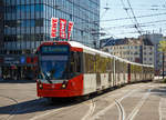   Zwei gekuppelte Hochflur-Stadtbahnwagen K5000 der KVB (Kölner Verkehrs-Betriebe AG), vom Typ  Bombardier Flexity Swift (6xGlTwZR), am 21.04.2019 als Linie 18 nach Buchheim in Köln beim