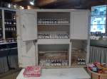 (152'975) - Altes K�chenm�bel mit Inhalt am 16. Juli 2014 bei den Amish in Nappanee