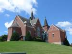 (152'136) - Kirche in New Glarus am 8.