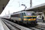 SNCB 2737 bei der einfahrt mit einen regionalzug nach brüssel-nord,28.09.22 